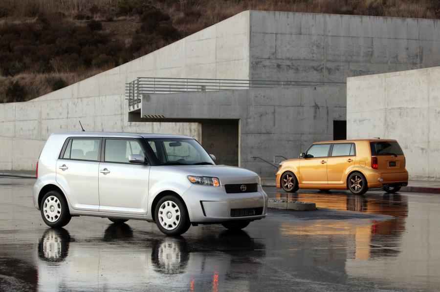  Scion xB 5 Customized by Five Axis 2008 года  (фото 2 из 8)